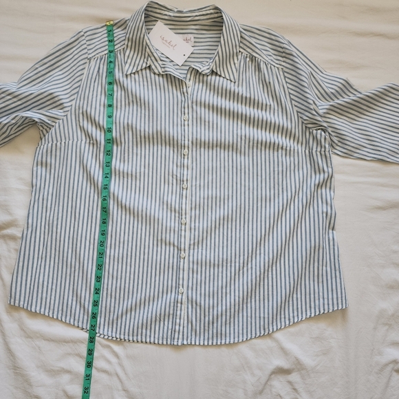 Maternity Ingrid & Isabel Long Sleeve White and Blue Shirt Size XXL - Picture 3 of 8